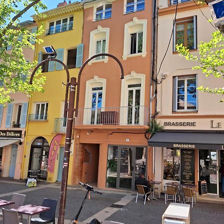 Апартаменты Centre Historique De Frejus - Face A La Mairie Экстерьер фото